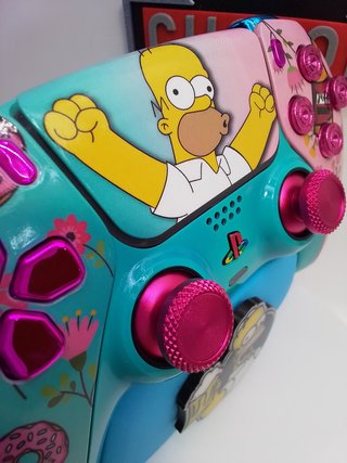 Mando PS5 Custom Simpsons