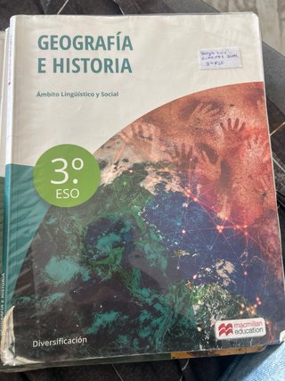 Geografía e Historia 3º - Libro de texto en for...