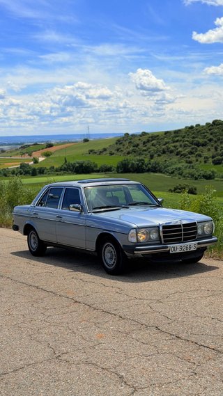 Mercedes-Benz 240d 1982