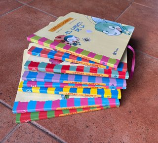 Set 8 libros interactivos de lectura para niños.