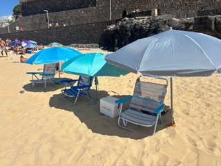 Kit Playa Para 3: Sombrilla, Sillas de Playa..