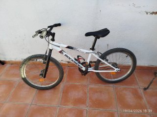 Bicicleta infantil Rockrider 20