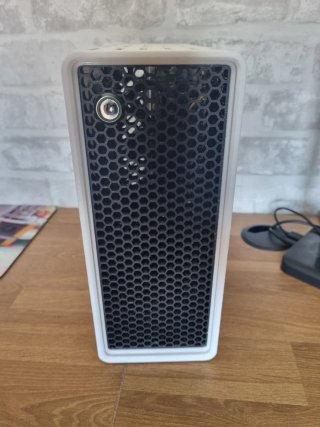 Ordenador ITX Negro/Blanco