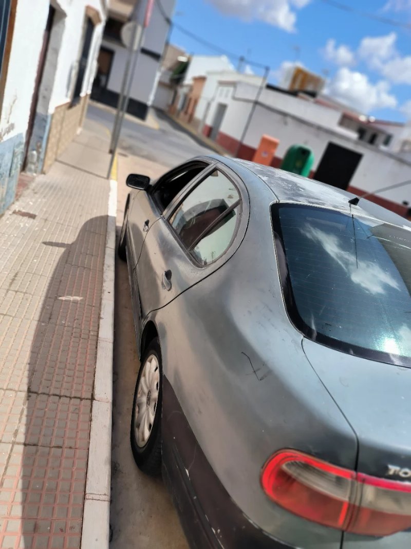 SEAT Toledo 2000 - foto 1