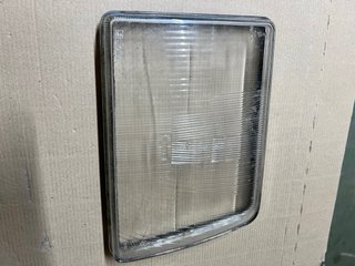 Cristal Faro Seat Panda Derecho año 97