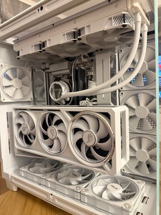 PC Gaming RTX 4080 Ryzen 9 7950X3D
