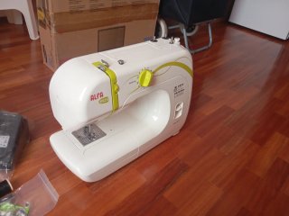 Máquina de coser Alfa Inizia 531