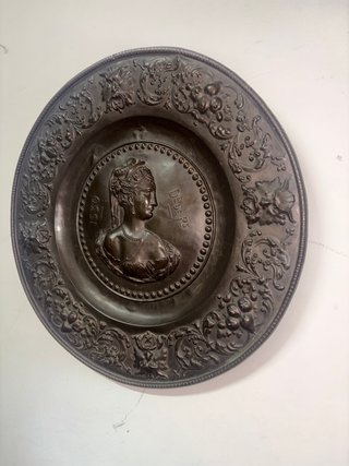 Piatto decorativo bronzo antico
