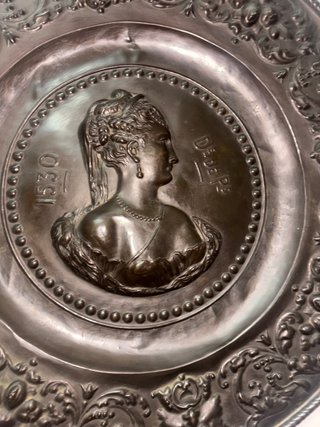 Piatto decorativo bronzo antico