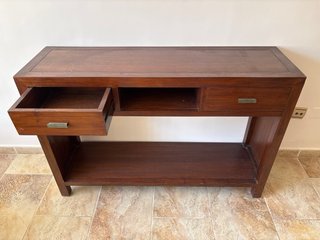 Mueble recibidor de madera