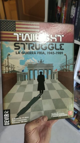 Twilight Struggle Devir español SIN USAR