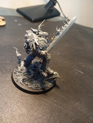 Roboute Guilliman montado