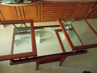 Mesa auxiliar madera y cristal salón