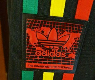 Felpa Adidas con strisce colorate jamaica chili 20