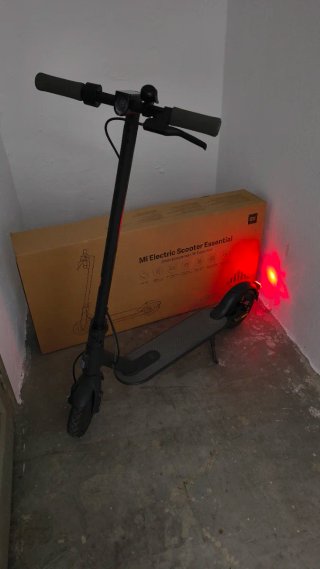 Patinete Eléctrico Xiaomi Poco Uso
