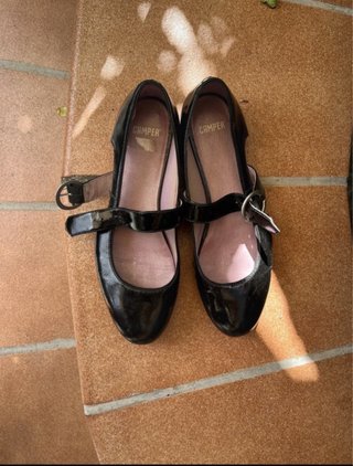 Zapatos Camper Charol Negros Talla 41