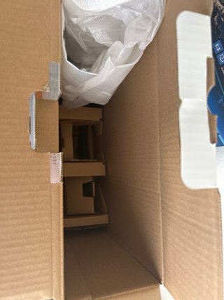 Caja vacía de PS4 Jet Black 1TB