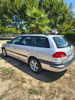 Toyota Avensis 2000