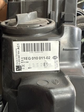Faro Delantero Derecho Opel