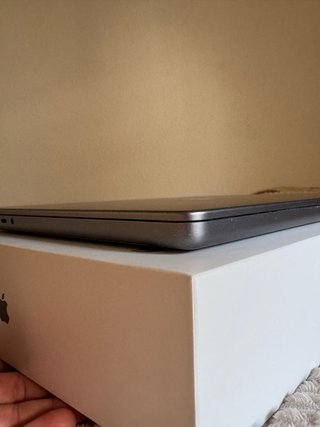 MacBook Pro 14 M1 Pro 2021 16GB RAM 512GB