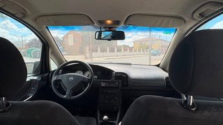 Opel Safira 2002