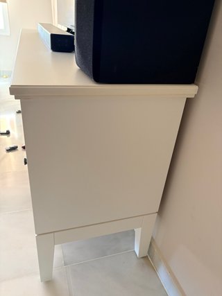 Mueble de salón blanco