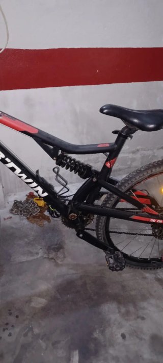 Bicicleta Montaña B'TWIN Negra/ROJAS NEGOCIABLE.
