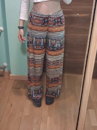 Pantalones estampados étnicos