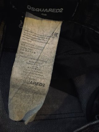 Jeans DSQUARED2 Blu con Strappi e Macchie