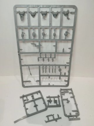 Bits space wolves torsos y cabezas