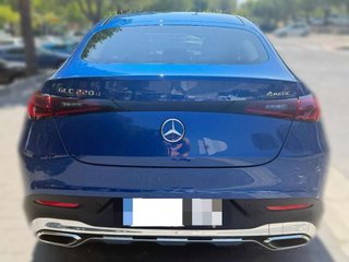 MERCEDES glc