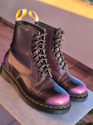 Botines Dr. Martens Veganos morado n° 38