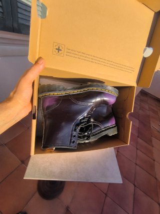 Botines Dr. Martens Veganos morado n° 38