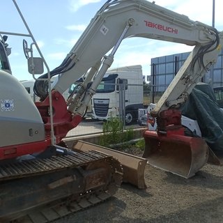 Excavadora Takeuchi TB2150 15 TN