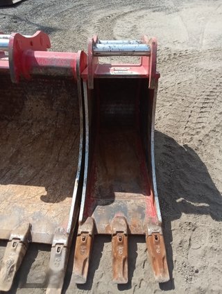 Excavadora Takeuchi TB2150 15 TN