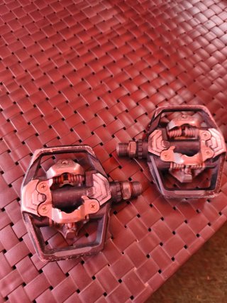 Pedales Shimano PD-ME700