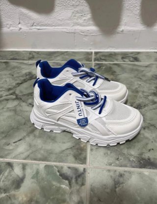 Deportivas JINTU Blancas y Azules
