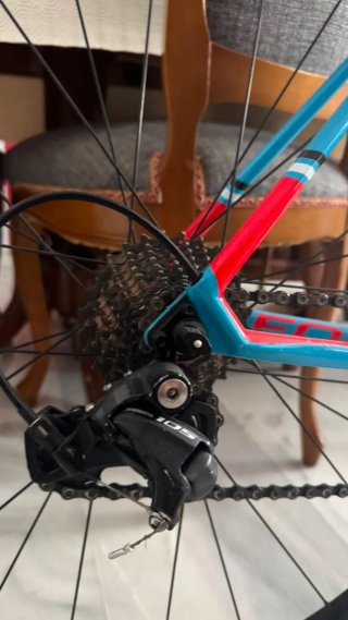 Bicicleta Carretera Focus Cayo Mix Azul