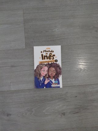 Adolescente em apuros (Portuguese Edition)