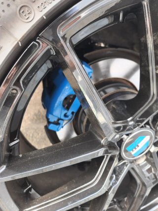Llantas BMW 18x8 ET35 5x120 con neumáticos