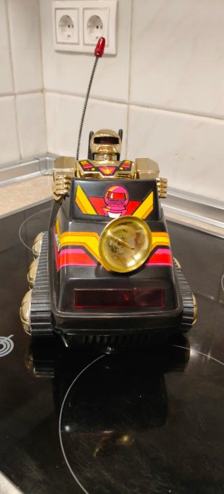 Coche Cosmos Martoys