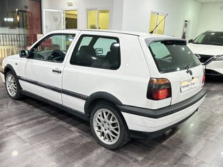 VOLKSWAGEN Golf 2.0 GTI 20 ANIVERSARIO