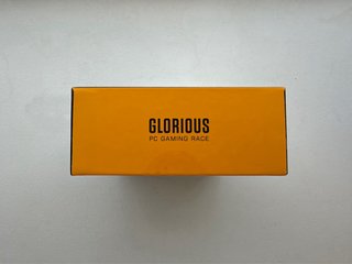 Glorious Model D- Glossy Blanco