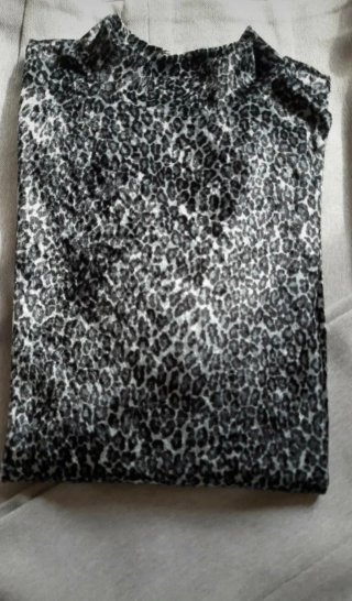 Conjunto juvenil estampado animal print