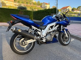 Suzuki SV1000 Sportbike Azul