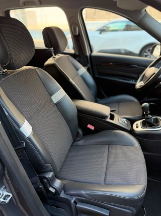 Renault Scenic  Scenic  2012