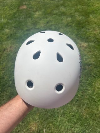 Casco de bici blanco con diseño mandala Play 7