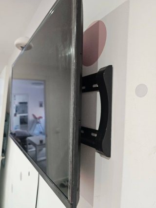 Televisión Sharp Negra