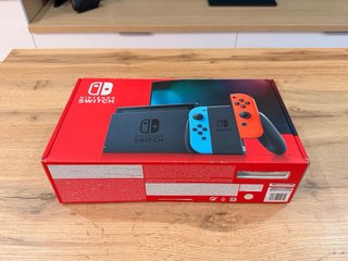 Nintendo Switch Completa Azul y Rojo