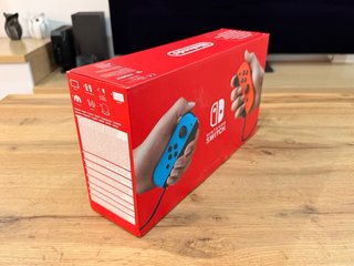 Nintendo Switch Completa Azul y Rojo